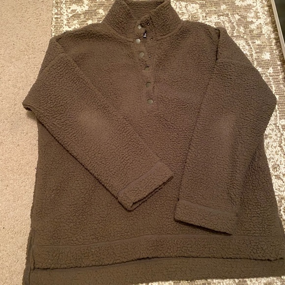 Aerie Cloud Sherpa Oversized Pullover - Picture 4 of 6